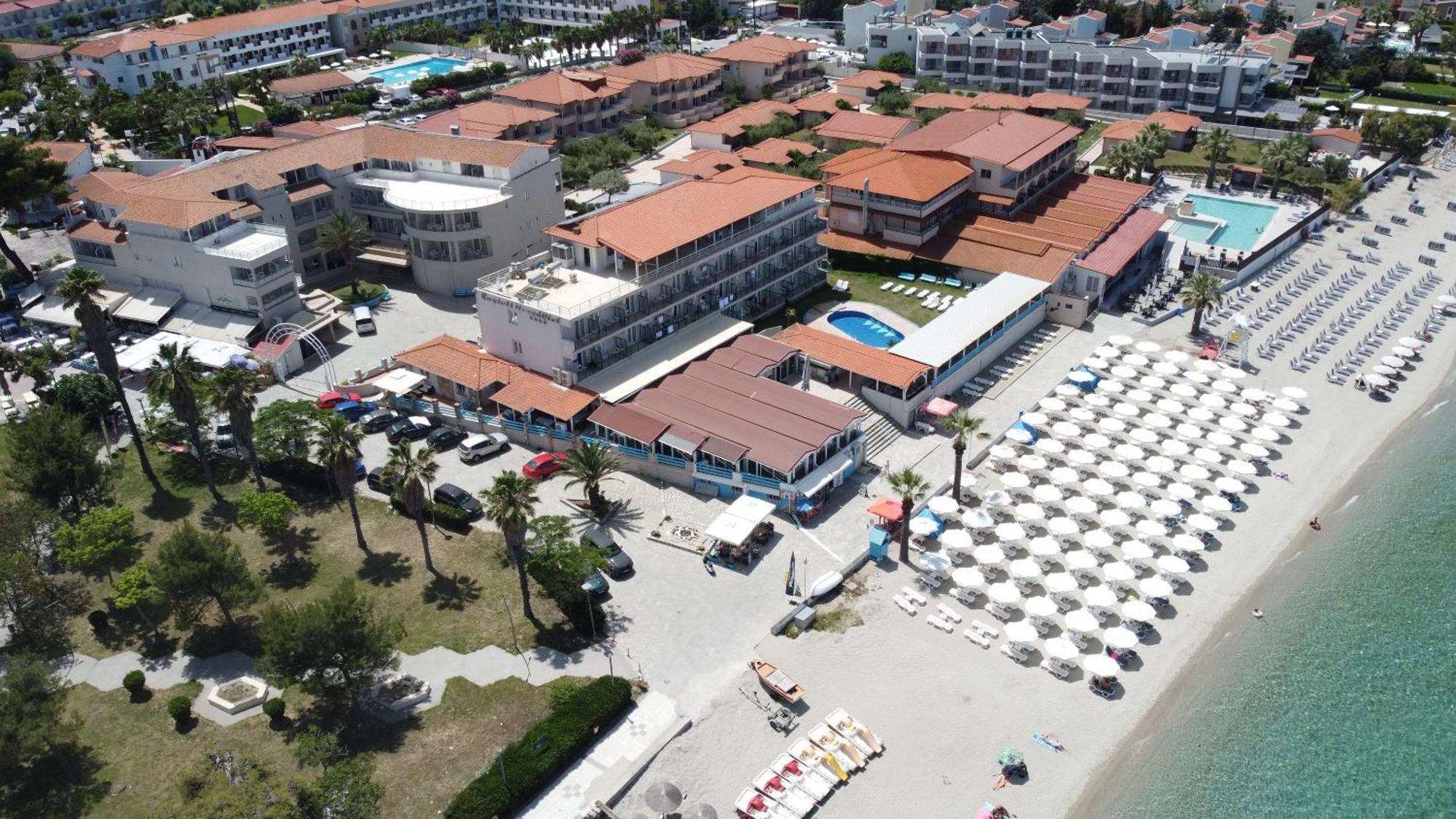 Hanioti Grandotel Exterior photo