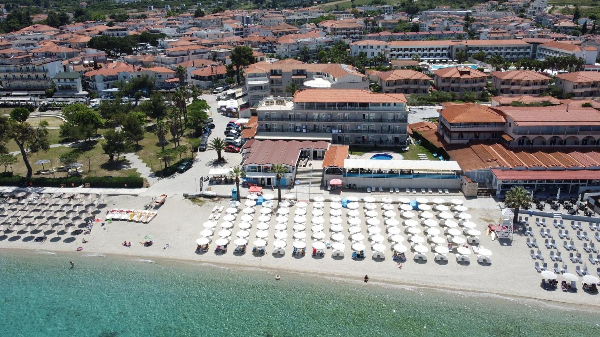 Hanioti Grandotel Exterior photo